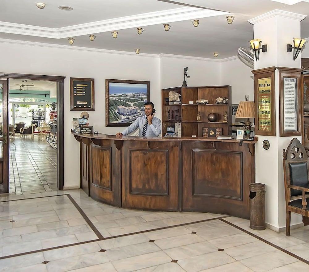 Hotel Sinatra Кемер Екстериор снимка