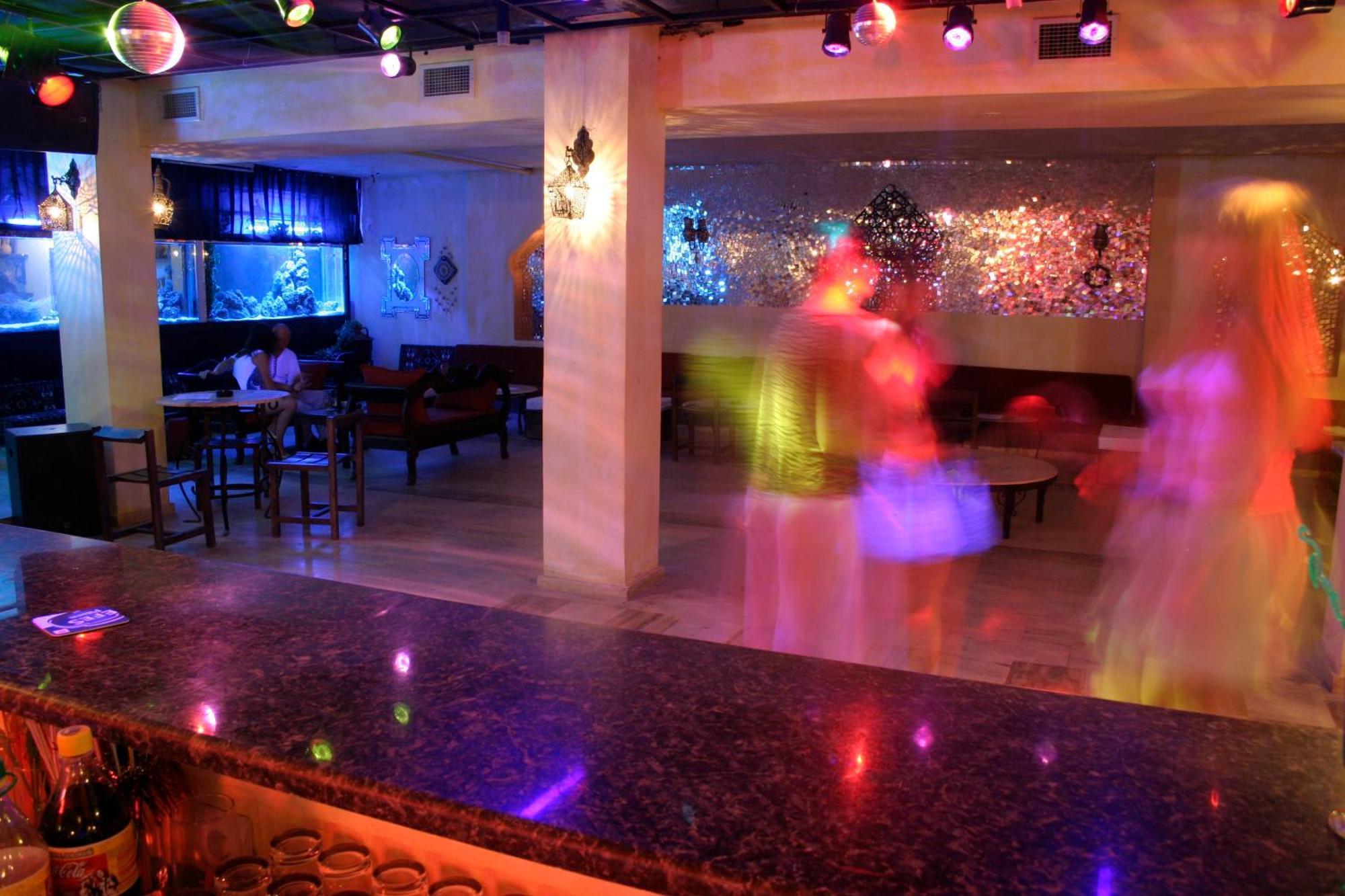 Hotel Sinatra Кемер Екстериор снимка
